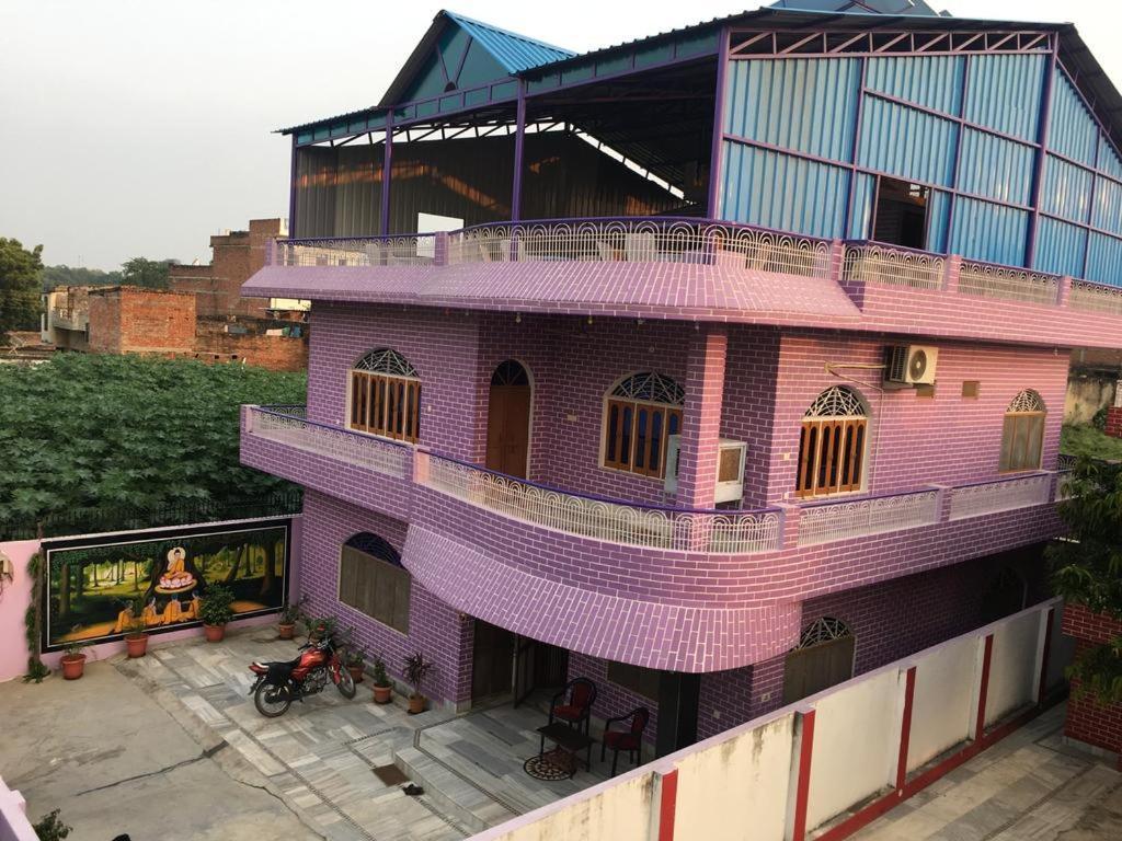 Srishti Shelter Hotel Varanasi Exterior photo